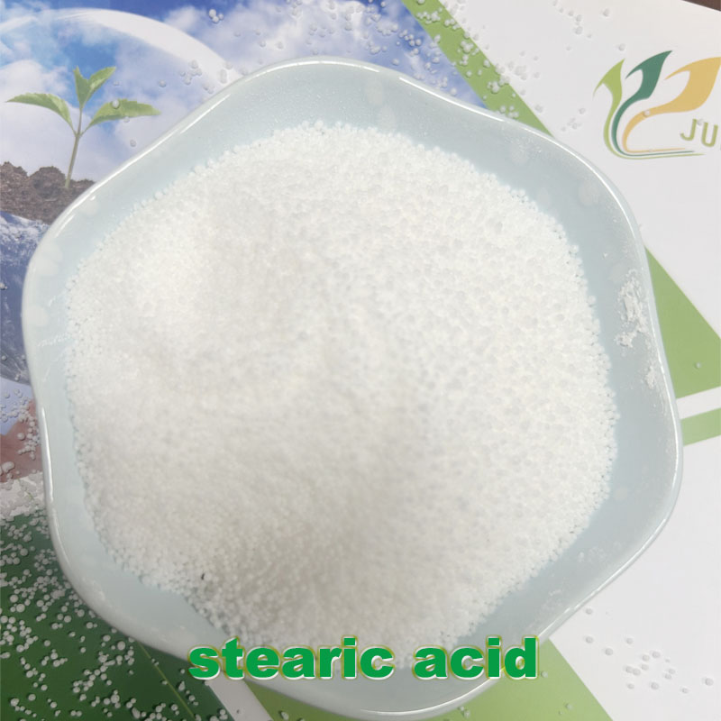 Stearic acid molecular formula C18H36O2  CAS 57-11-4